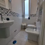 לינה וארוחת בוקר G&g 4*
