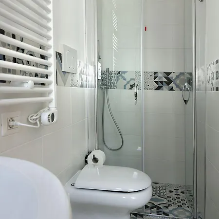 לינה וארוחת בוקר G&g נאפולי