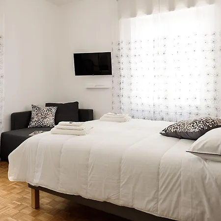 Alojamento de Acomodação e Pequeno-almoço G&g Nápoles